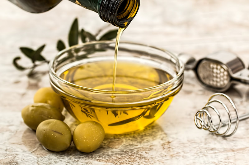 olive oil 968657 1920 1